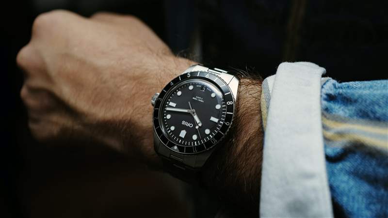 使用新款Oris Divers 65 親身體驗 12 小時表圈和啞光表盤-復刻表