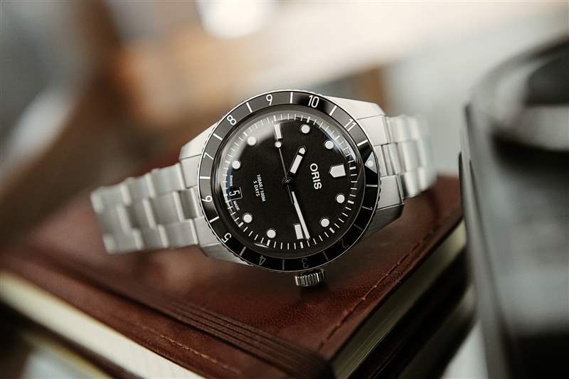 使用新款Oris Divers 65 親身體驗 12 小時表圈和啞光表盤-復刻表