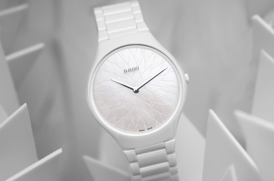 雷達表真我超薄世界花園合作款再推出三款面盤花紋來自瀕危植物的創(chuàng)意聯名表-復刻表