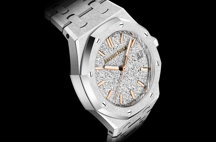 愛(ài)彼皇家橡樹(shù)系列再添新作:霜金自動(dòng)表的璀璨工藝-復(fù)刻表